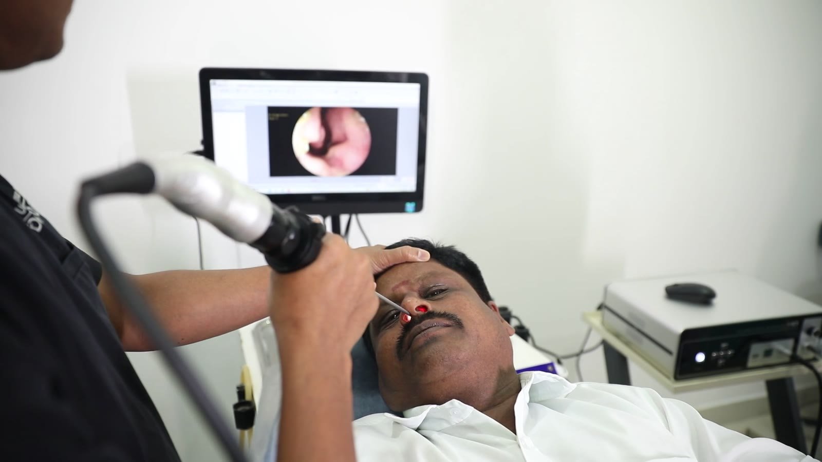 HD endoscopy with live display